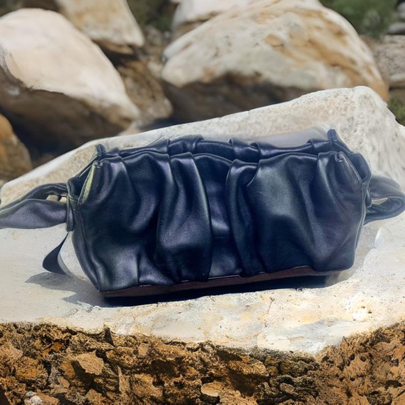 Elleme Paris "Vague" Black Designer Handbag - Picture 11 of 15